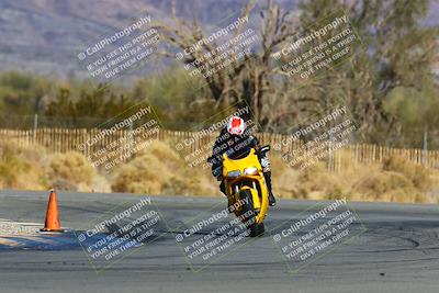 media/Jan-08-2022-SoCal Trackdays (Sat) [[1ec2777125]]/Turns 1 and 2 Exit (1130am)/